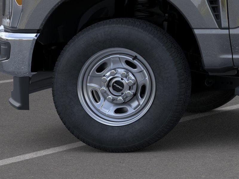 new 2025 Ford F-250 car, priced at $46,944