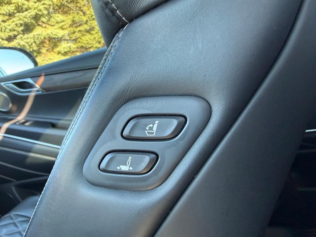 used 2022 Genesis GV80 car, priced at $35,558