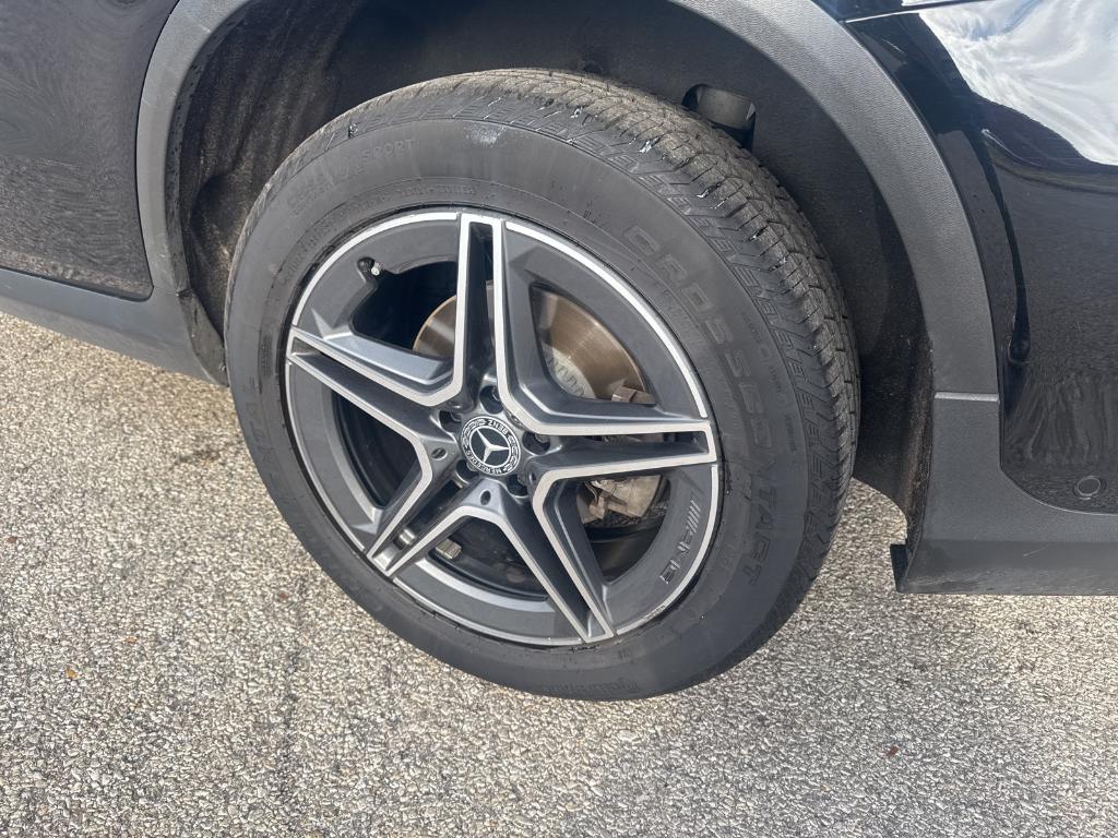 used 2020 Mercedes-Benz GLC 300 car, priced at $26,340