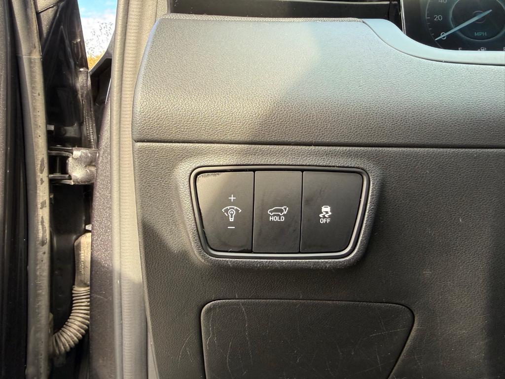 used 2022 Hyundai Tucson car, priced at $17,129