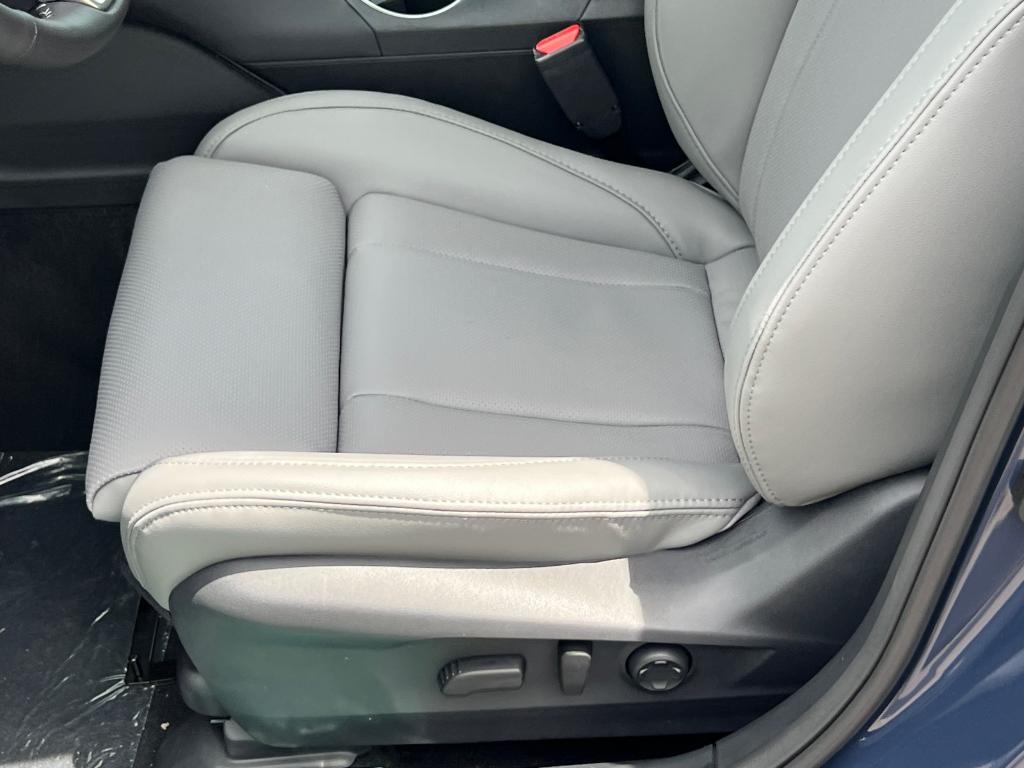 new 2025 Subaru Legacy car, priced at $33,754