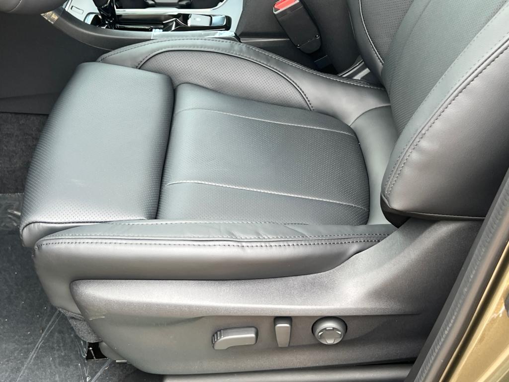 new 2025 Subaru Ascent car, priced at $50,454