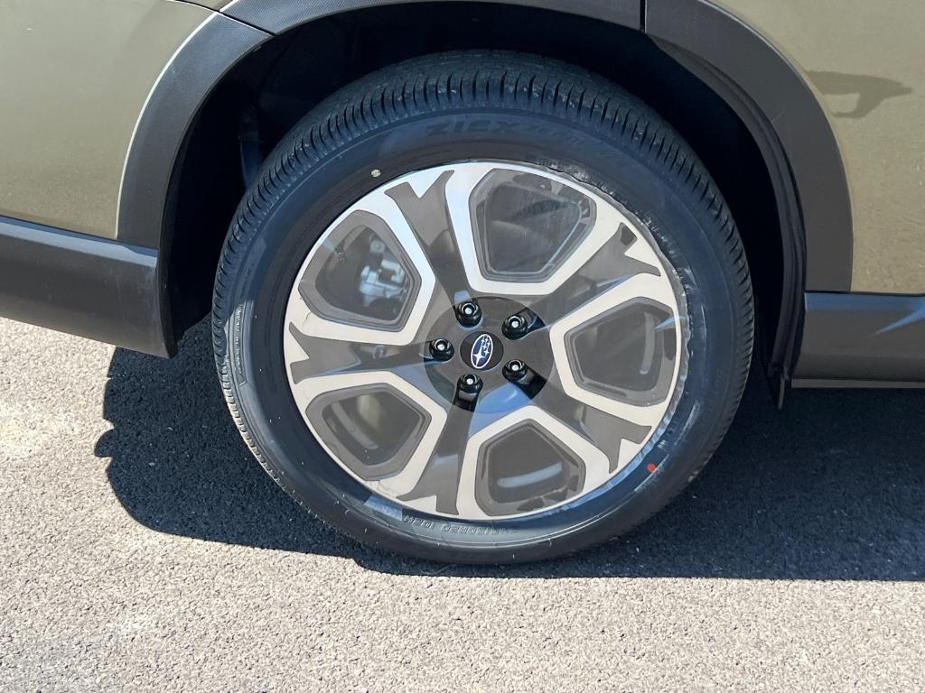 new 2025 Subaru Ascent car, priced at $49,541