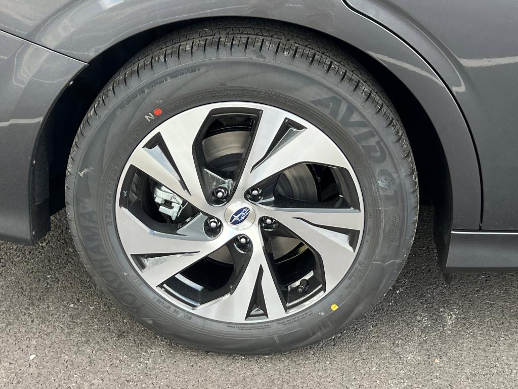 new 2025 Subaru Legacy car, priced at $31,010