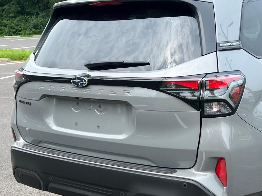 new 2025 Subaru Forester car, priced at $39,237