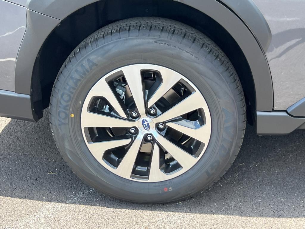 new 2025 Subaru Outback car, priced at $33,285