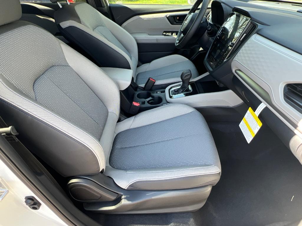new 2025 Subaru Forester car, priced at $33,518
