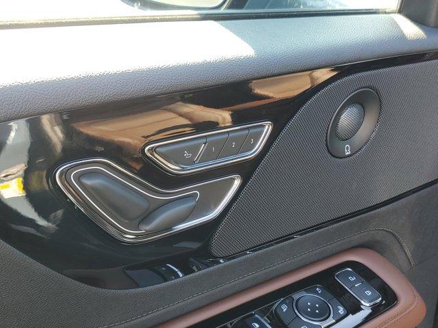new 2025 Lincoln Aviator car, priced at $68,631
