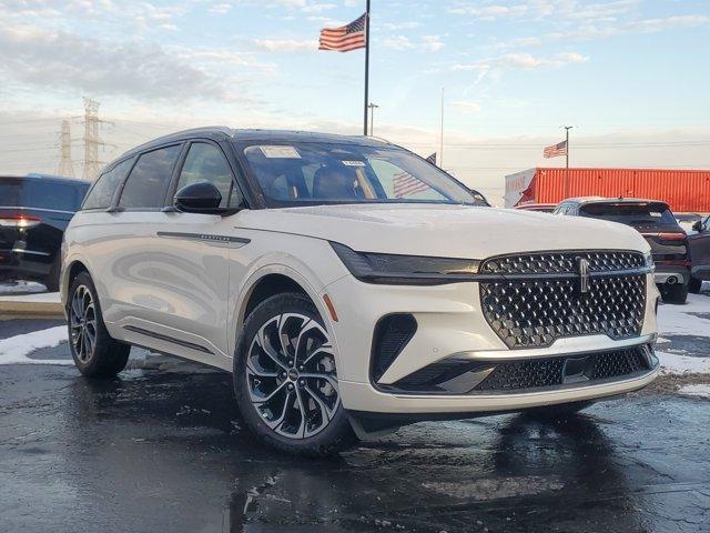 new 2025 Lincoln Nautilus car, priced at $57,704