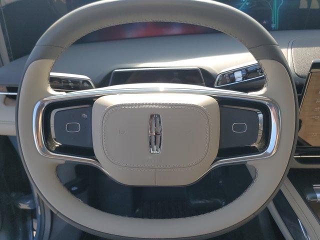 new 2025 Lincoln Nautilus car, priced at $66,221