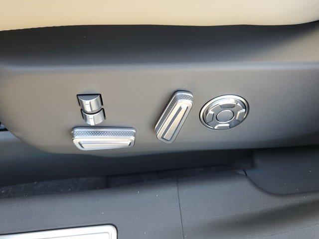 new 2025 Lincoln Nautilus car, priced at $66,221