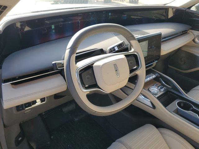 new 2025 Lincoln Nautilus car, priced at $66,221