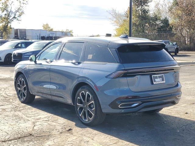 new 2025 Lincoln Nautilus car, priced at $66,221