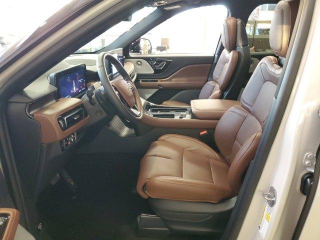 used 2025 Lincoln Aviator car, priced at $73,995