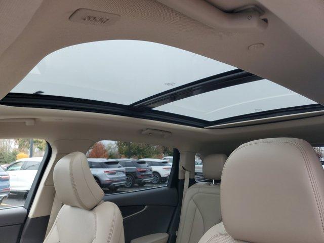 used 2022 Lincoln Nautilus car