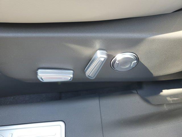 new 2025 Lincoln Nautilus car, priced at $49,409