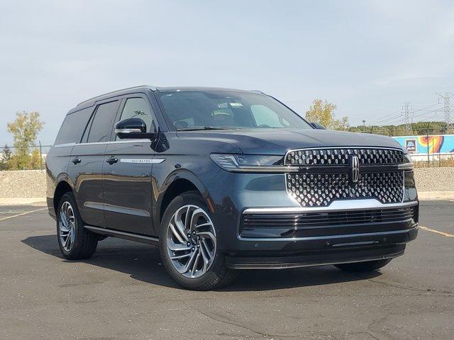 new 2025 Lincoln Navigator car, priced at $94,704