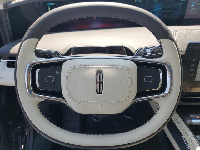 new 2025 Lincoln Nautilus car, priced at $70,441