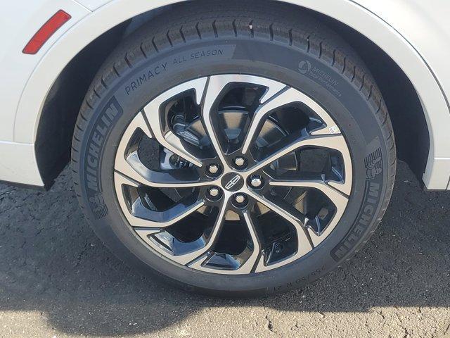 new 2026 Lincoln Nautilus car, priced at $61,057