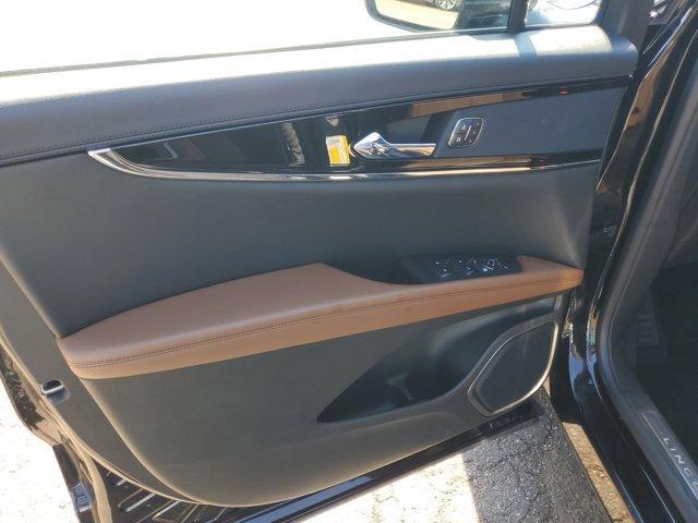 used 2023 Lincoln Nautilus car, priced at $43,995