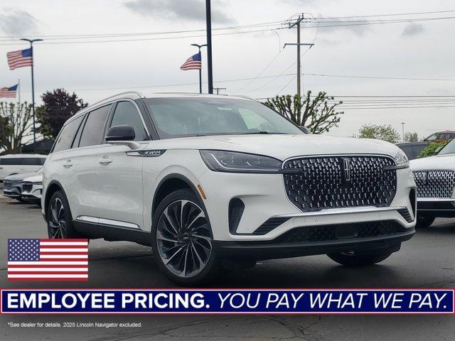 new 2025 Lincoln Aviator car, priced at $71,321