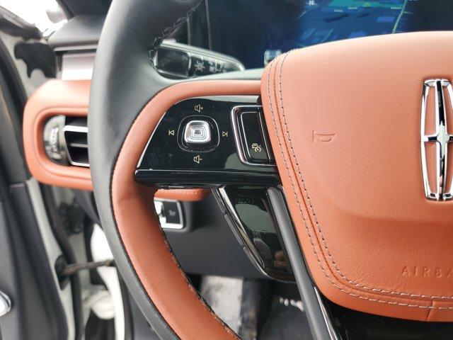 new 2025 Lincoln Aviator car, priced at $74,321