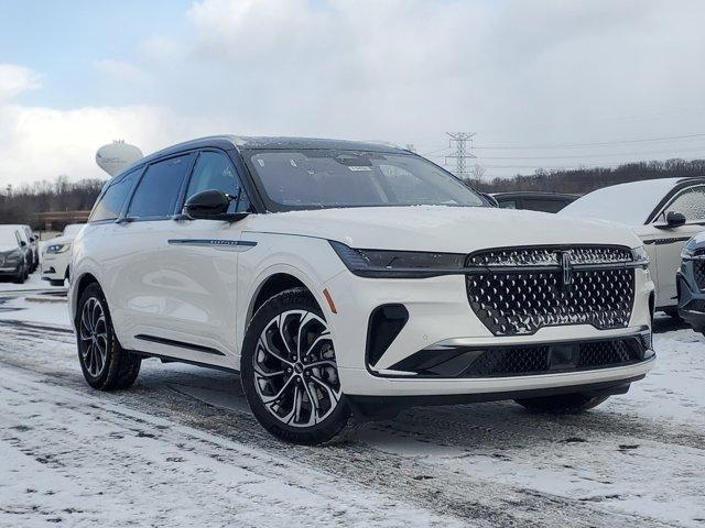 new 2025 Lincoln Nautilus car, priced at $57,704