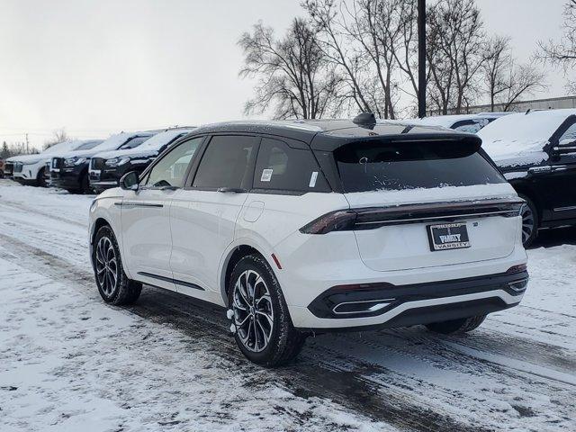 new 2025 Lincoln Nautilus car, priced at $57,704