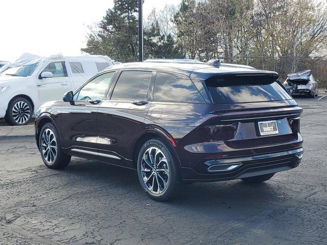 new 2024 Lincoln Nautilus car