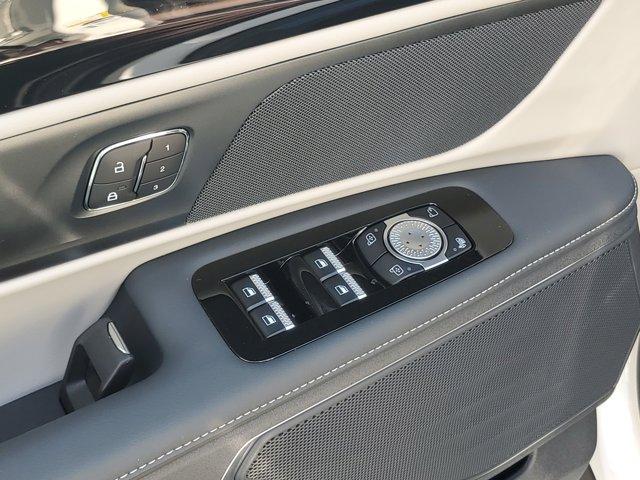 new 2025 Lincoln Nautilus car, priced at $49,409