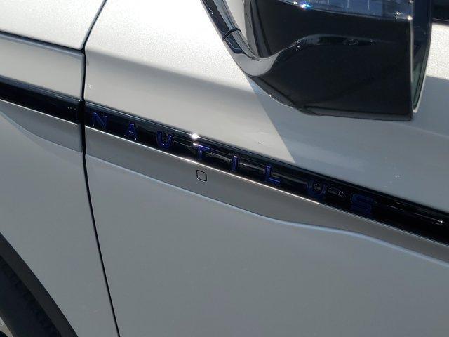 new 2025 Lincoln Nautilus car, priced at $49,409