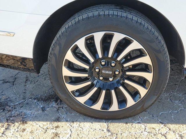 used 2023 Lincoln Navigator car, priced at $84,995