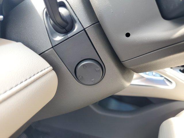new 2025 Lincoln Nautilus car, priced at $62,043