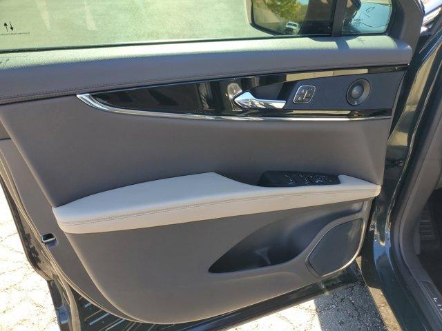 used 2022 Lincoln Nautilus car, priced at $39,995