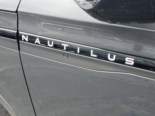 new 2025 Lincoln Nautilus car, priced at $75,694