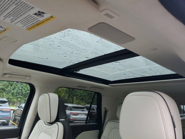 used 2022 Lincoln Navigator car, priced at $68,995