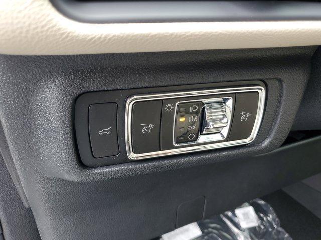 new 2025 Lincoln Corsair car, priced at $50,656