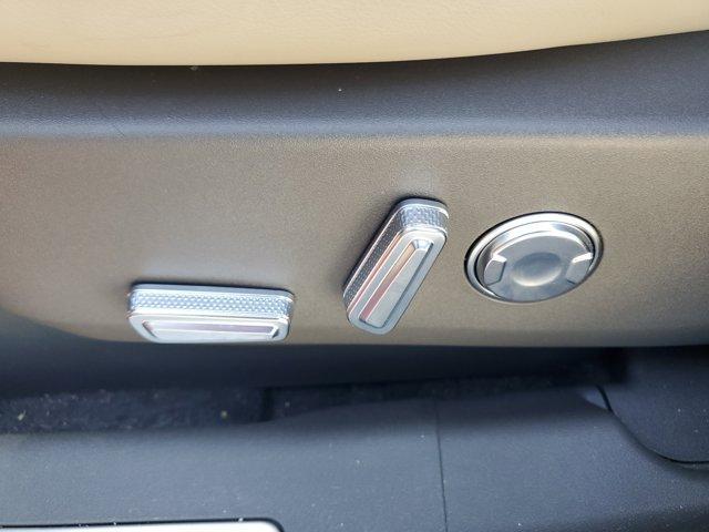 new 2025 Lincoln Nautilus car, priced at $46,569