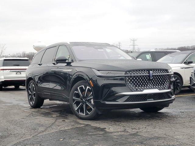 new 2025 Lincoln Nautilus car, priced at $63,126