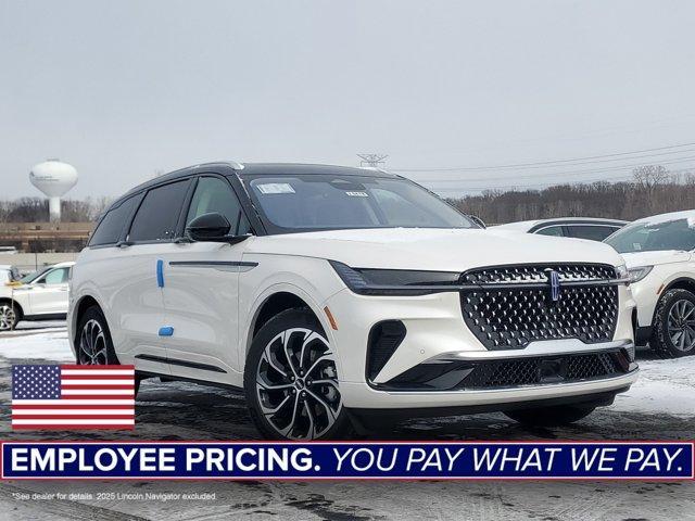 new 2025 Lincoln Nautilus car, priced at $59,884