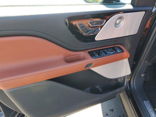 new 2025 Lincoln Aviator car, priced at $73,340