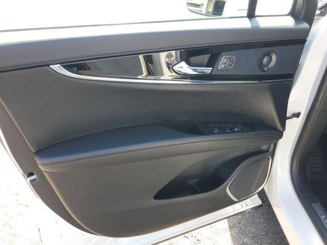 used 2023 Lincoln Nautilus car, priced at $44,995