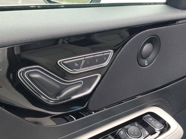 new 2025 Lincoln Aviator car, priced at $63,450