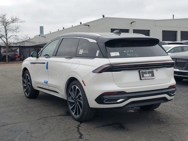 new 2025 Lincoln Nautilus car, priced at $72,124