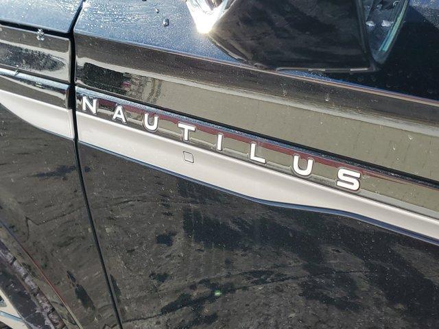 new 2025 Lincoln Nautilus car, priced at $57,074