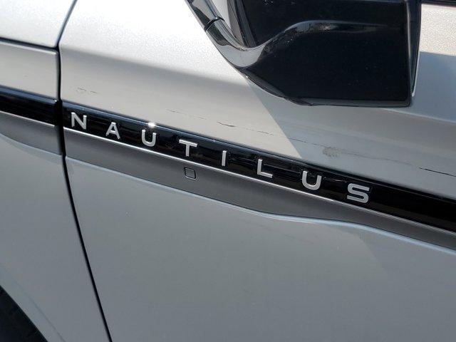 new 2025 Lincoln Nautilus car, priced at $60,181