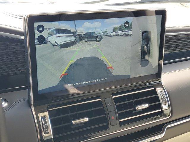 used 2022 Lincoln Navigator car, priced at $72,995