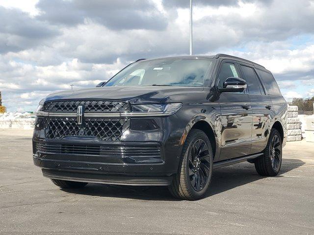 new 2025 Lincoln Navigator car, priced at $95,603