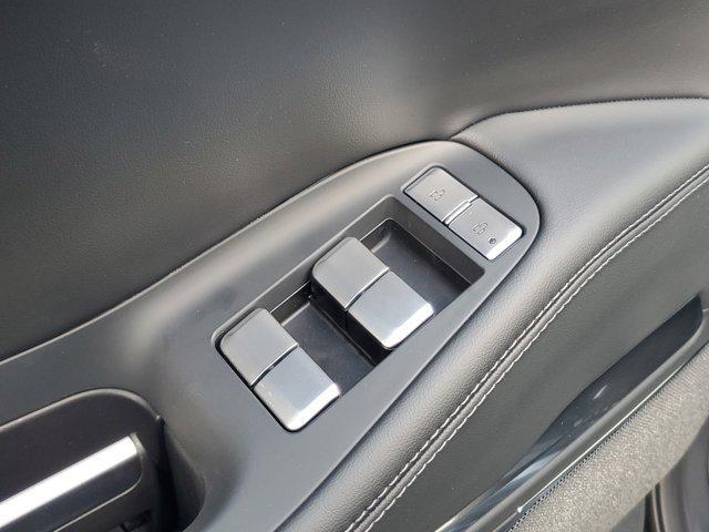 new 2025 Lincoln Navigator car, priced at $95,603