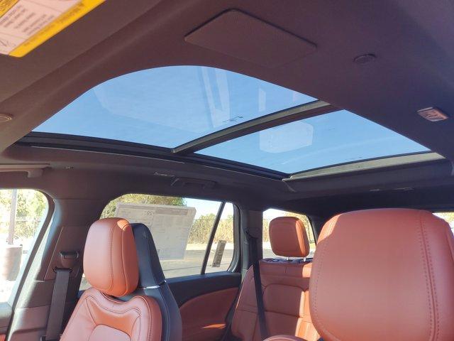 new 2025 Lincoln Aviator car, priced at $67,470